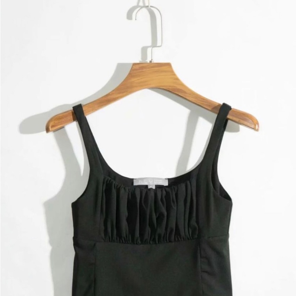 Black Ruched Crop Top - Picture 2 of 5